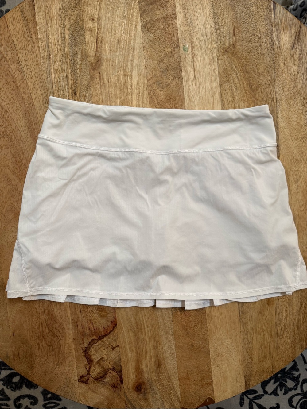 lululemon athletica Pace Setter Skirt in White Size 8 Tall